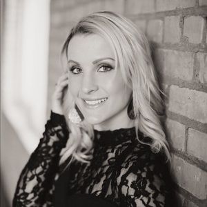 Meet your Posher, Jasmine